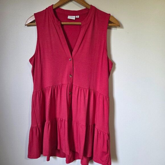 new directions Tops - EUC NEW DIRECTIONS PINK SUPER SOFT SPLIT V NECK TIERED SWING STYLE TOP SZ M